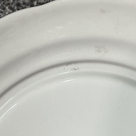 Gien France LES TARTES 11.5" Cake Plate with Handles Fruit Crate & Barrel VGUC - Picture 9 of 10